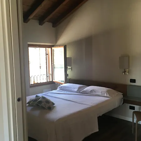 Corte San Luca Apartments Bardolino Extérieur photo